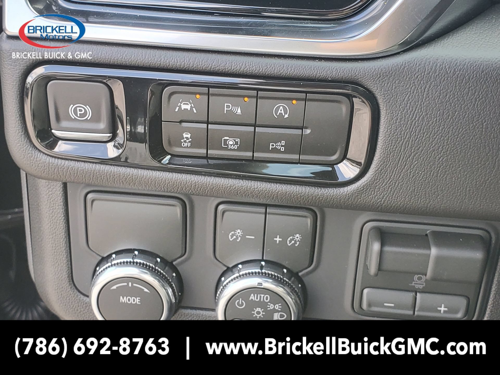 New 2026 GMC Yukon XL Denali w/ Advanced Technology Package RWD image 24
