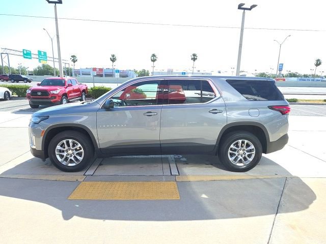 Used 2023 Chevrolet Traverse LS FWD image 7