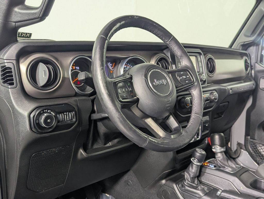 Used 2018 Jeep Wrangler Unlimited Sport S AWD/4WD image 10