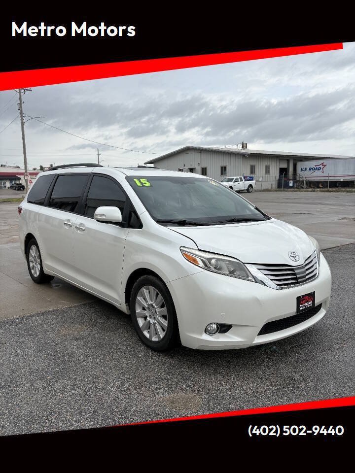 Used 2015 Toyota Sienna Limited Premium w/ Advanced Technology Package FWD image 1
