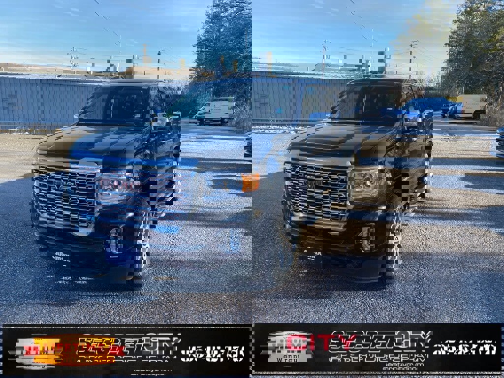 Used 2022 GMC Canyon Denali
