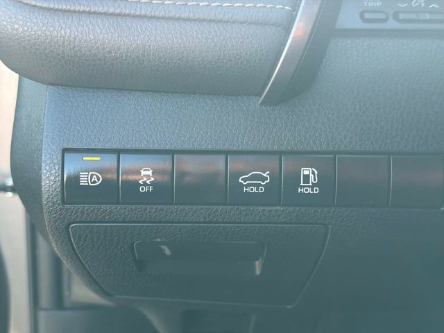 Used 2024 Toyota Camry SE w/ Convenience Package image 25