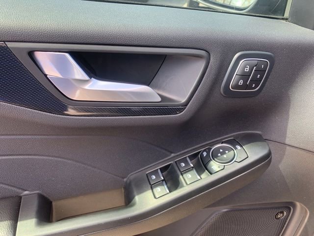 Certified 2023 Ford Escape ST-Line Elite w/ Premium Technology Package AWD/4WD image 21