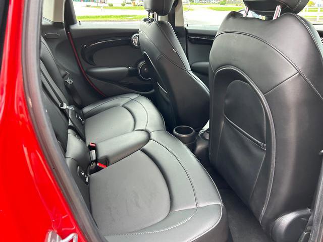 Used 2015 MINI Cooper S image 22
