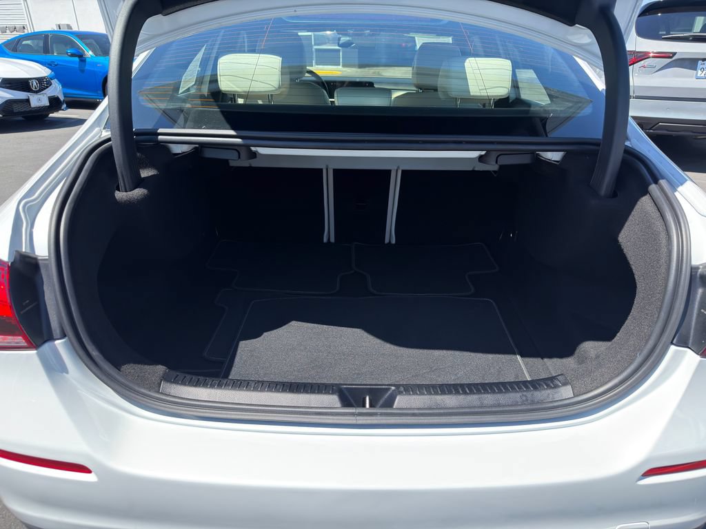 Used 2022 Mercedes-Benz A 220 image 32