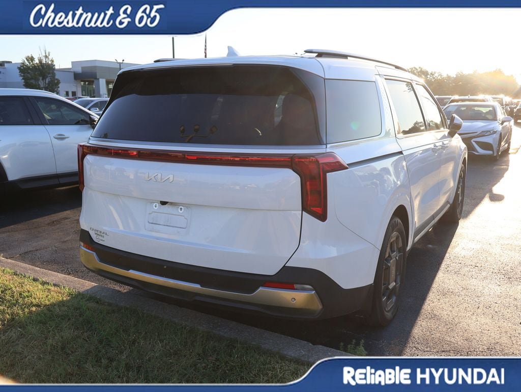 Used 2025 Kia Carnival SX FWD image 22