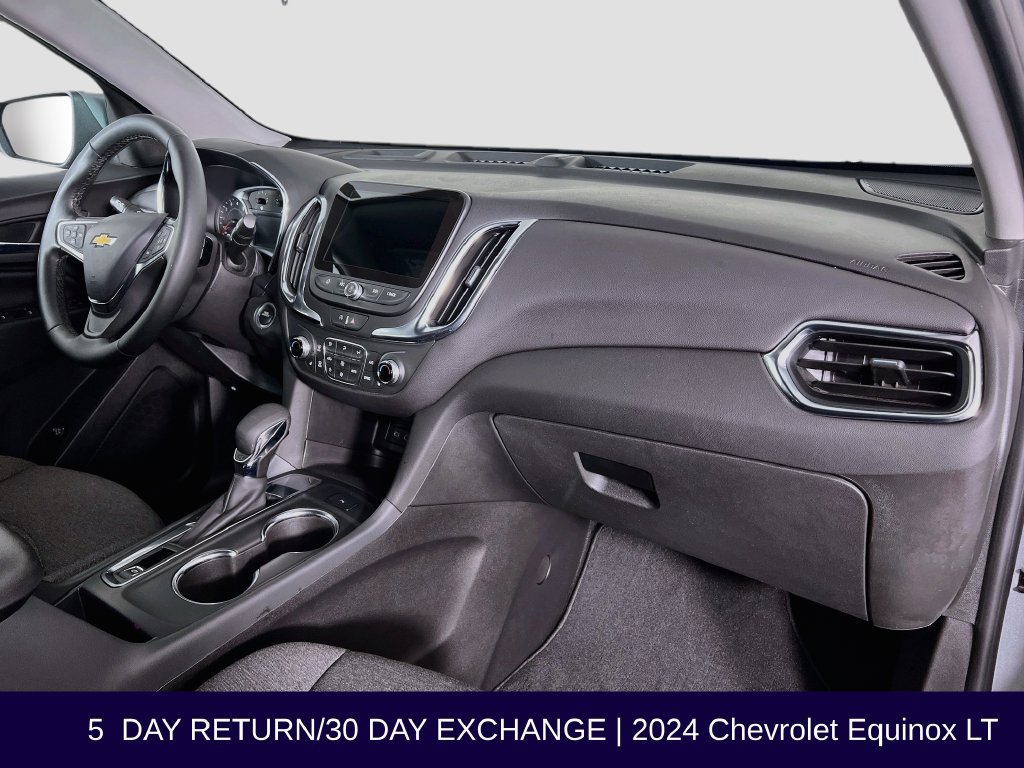 Used 2024 Chevrolet Equinox LT FWD image 33