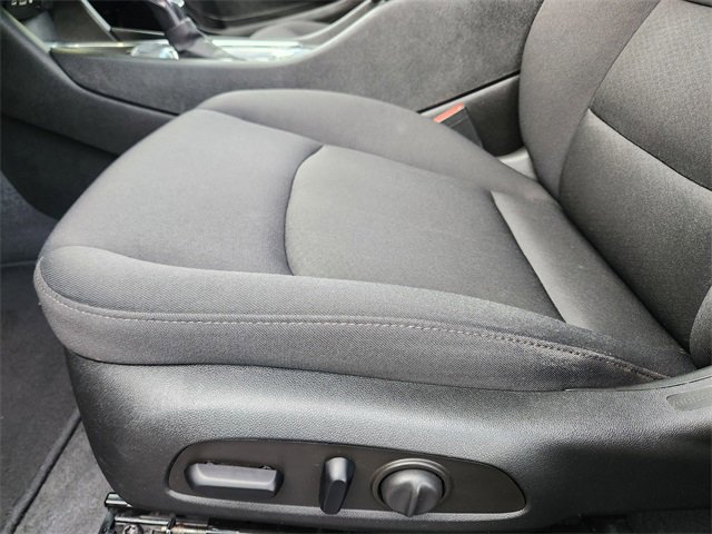 Used 2023 Chevrolet Malibu LT image 9