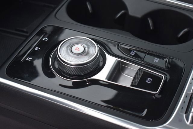 Certified 2025 Kia Carnival SX Prestige image 28