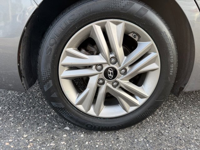 Used 2020 Hyundai Elantra Value Edition w/ Cargo Package (C1) image 17