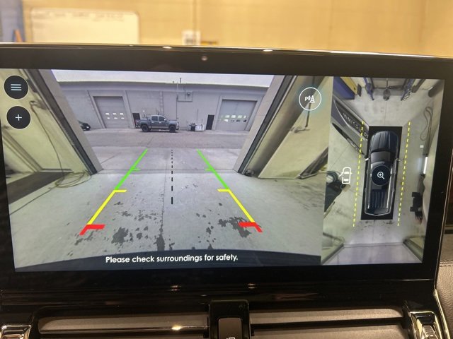 Used 2023 Lincoln Navigator Reserve image 13