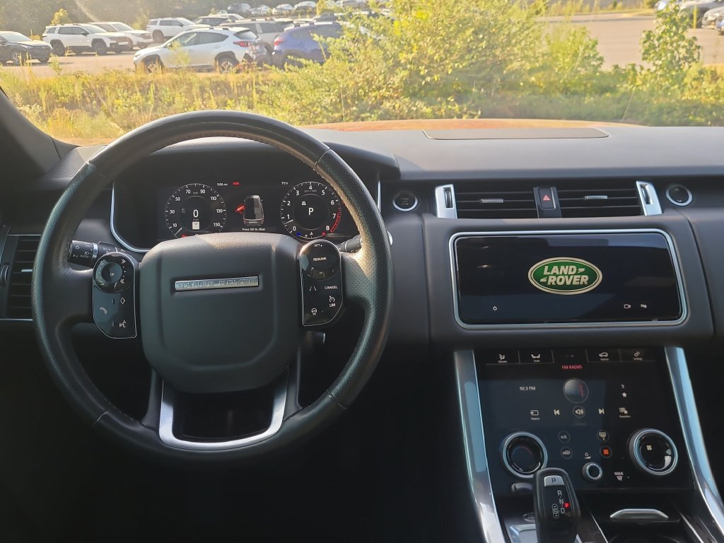 Used 2020 Land Rover Range Rover Sport HSE AWD/4WD image 4