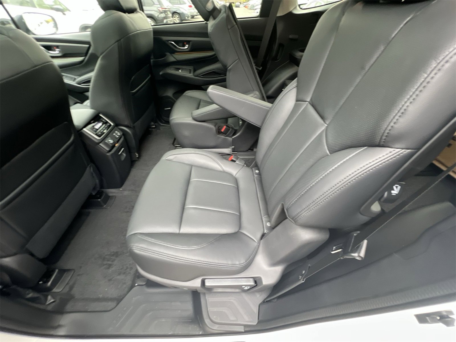 New 2025 Subaru Ascent Bronze Edition image 14