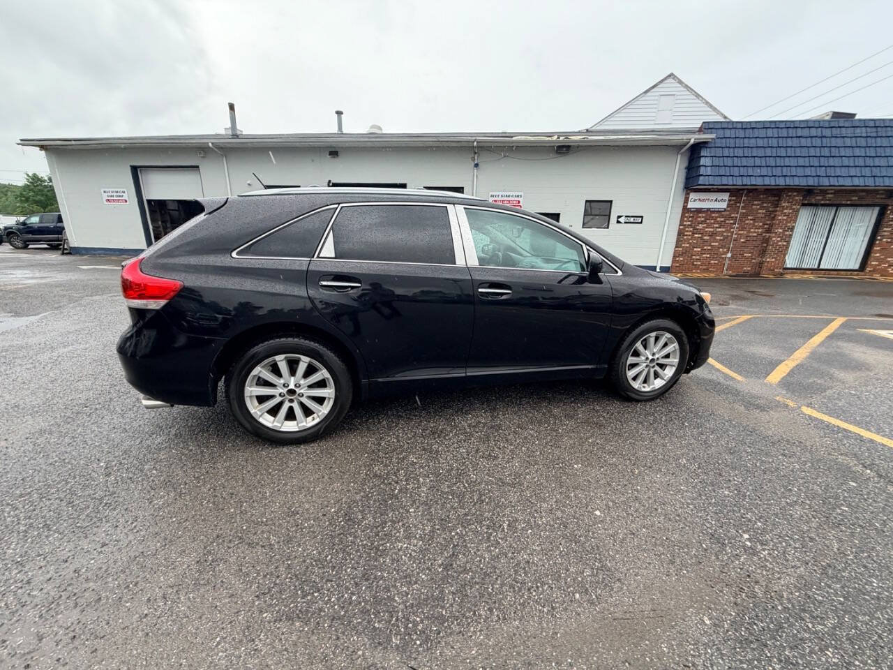 Used 2010 Toyota Venza AWD image 22