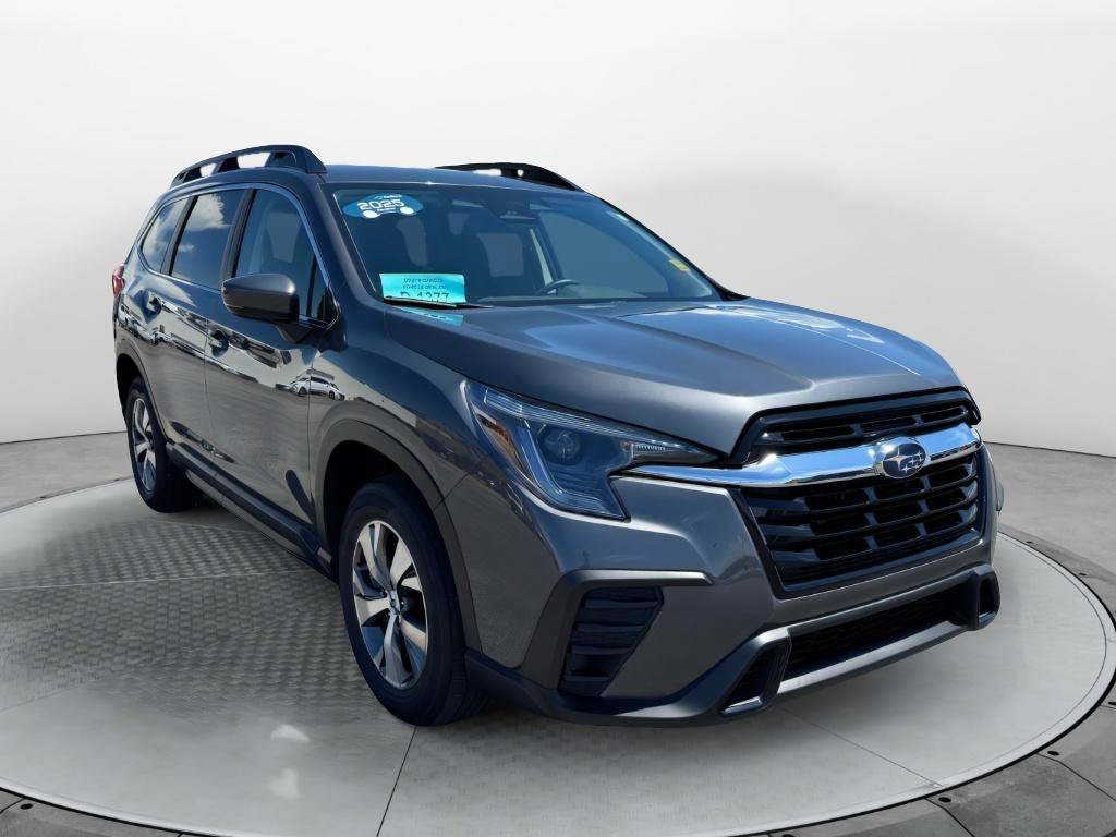 Used 2025 Subaru Ascent Premium AWD/4WD image 7