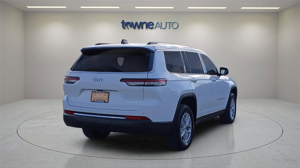 Used 2023 Jeep Grand Cherokee L Laredo image 5