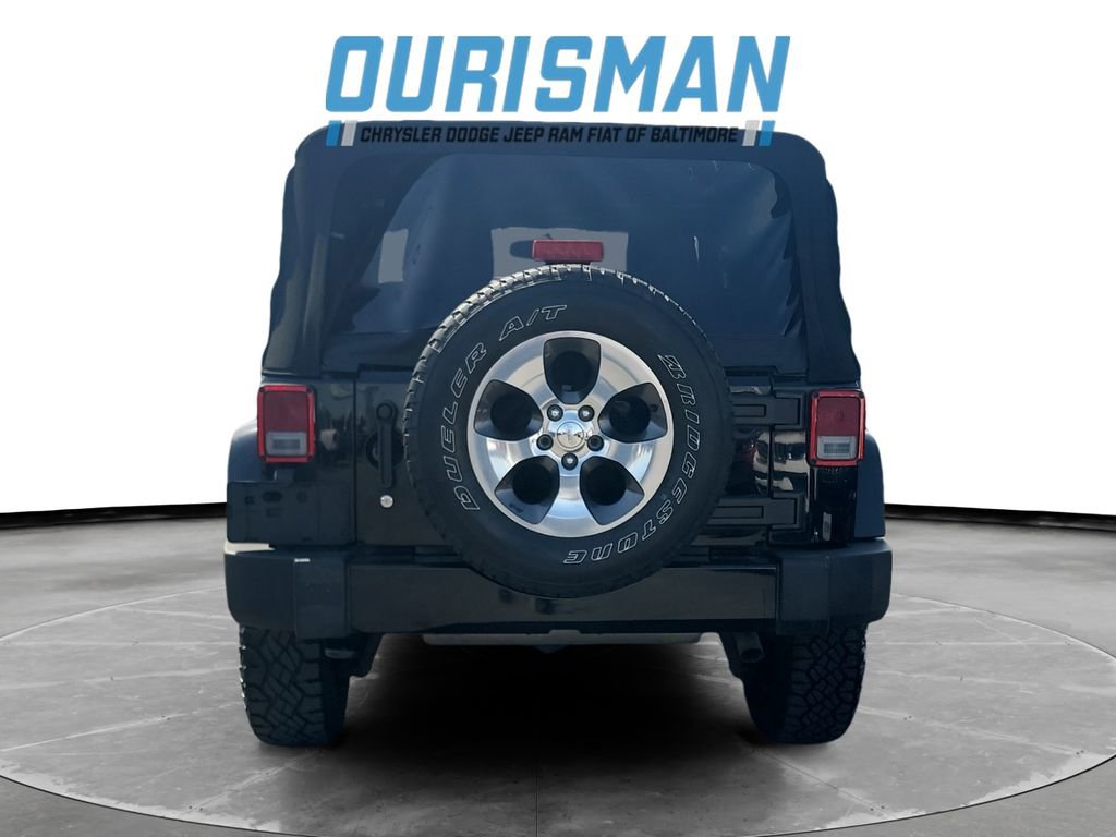 Used 2016 Jeep Wrangler Sahara w/ Connectivity Group AWD/4WD image 5