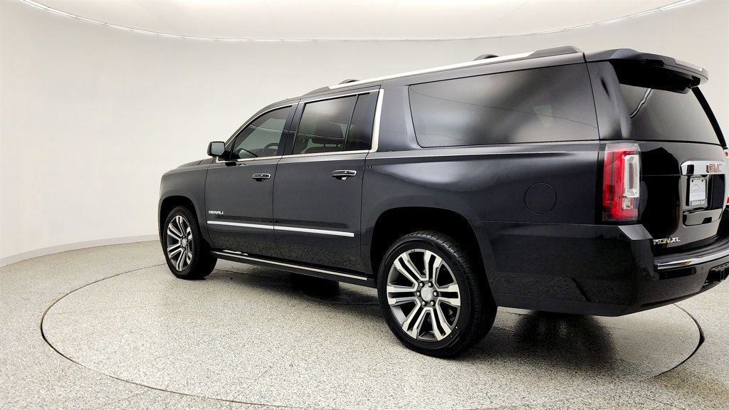 Used 2020 GMC Yukon XL Denali w/ Denali Ultimate Package AWD/4WD image 7