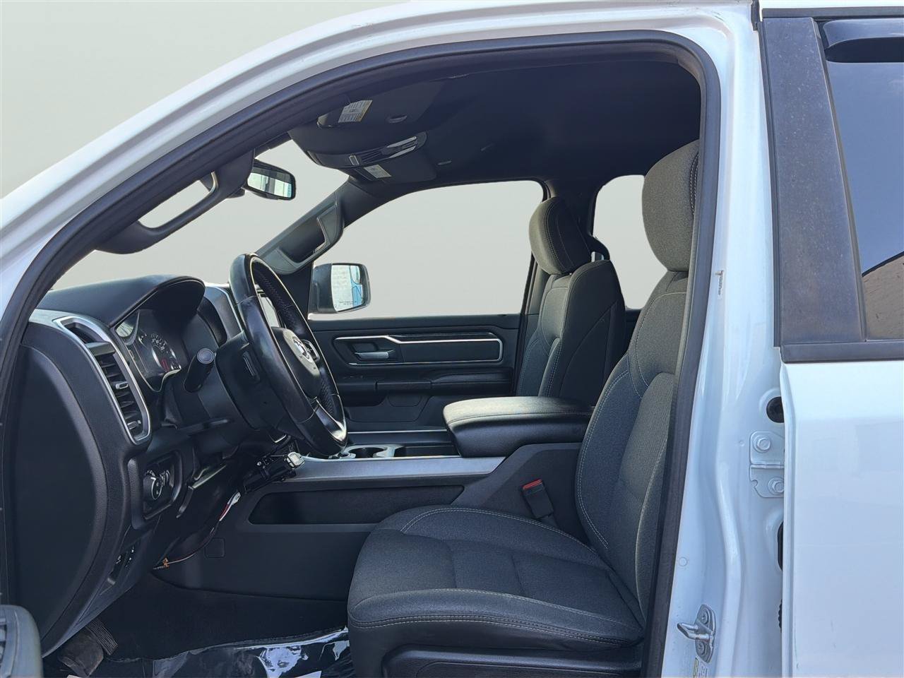 Used 2019 RAM 1500 Big Horn AWD/4WD image 11