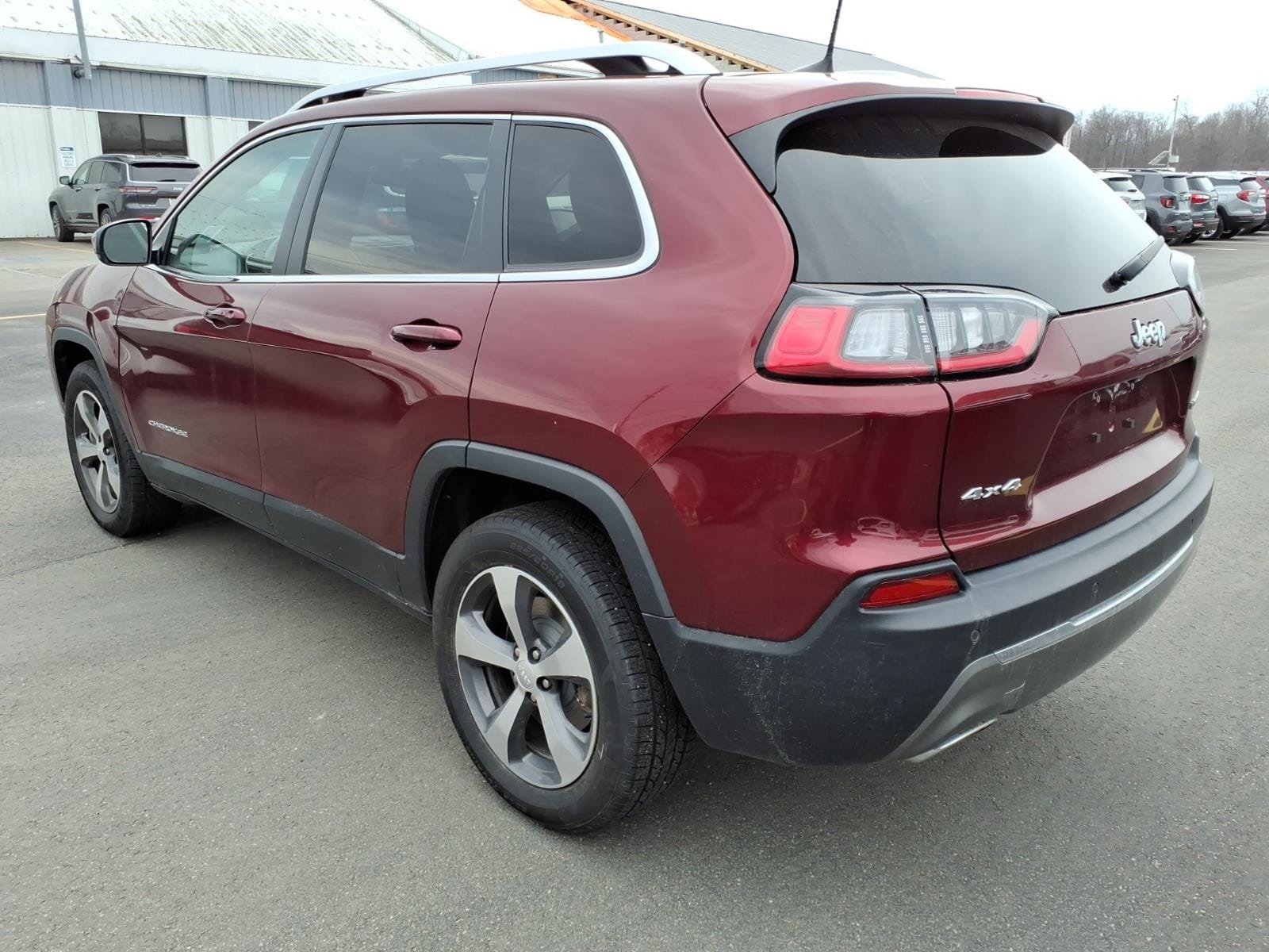 Used 2020 Jeep Cherokee Limited AWD/4WD image 7