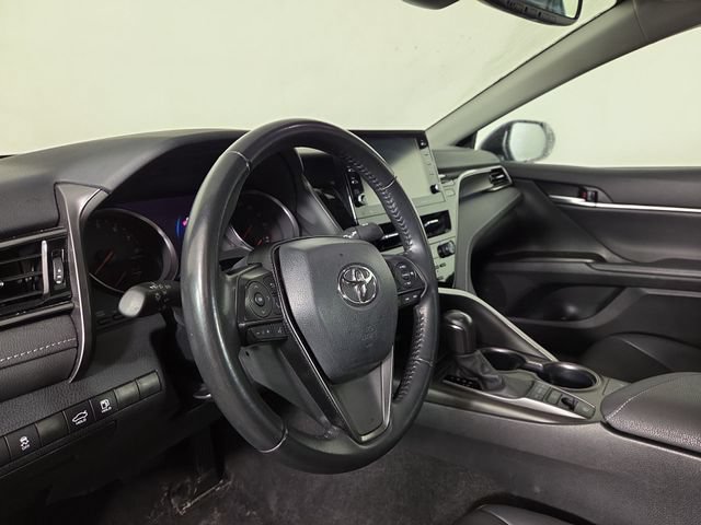 Used 2024 Toyota Camry XSE FWD image 12