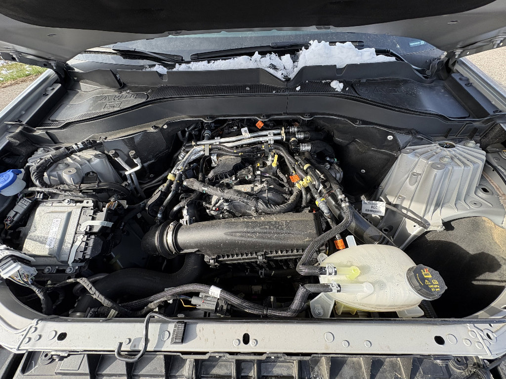 Used 2025 Ford Explorer Active image 13