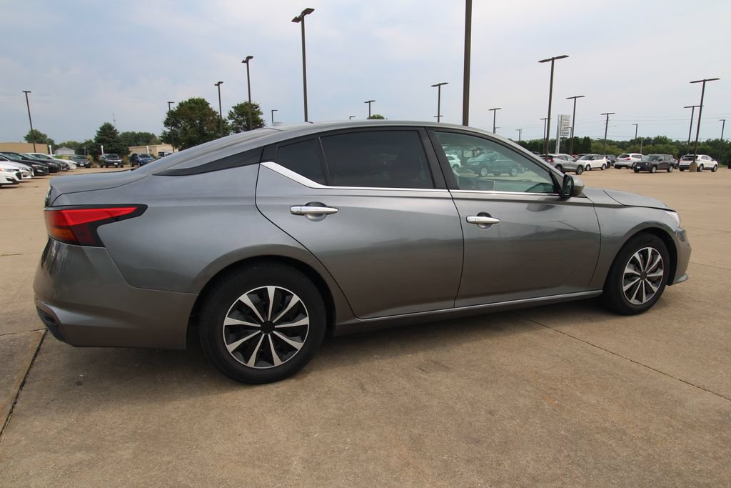 Used 2020 Nissan Altima 2.5 S FWD image 5