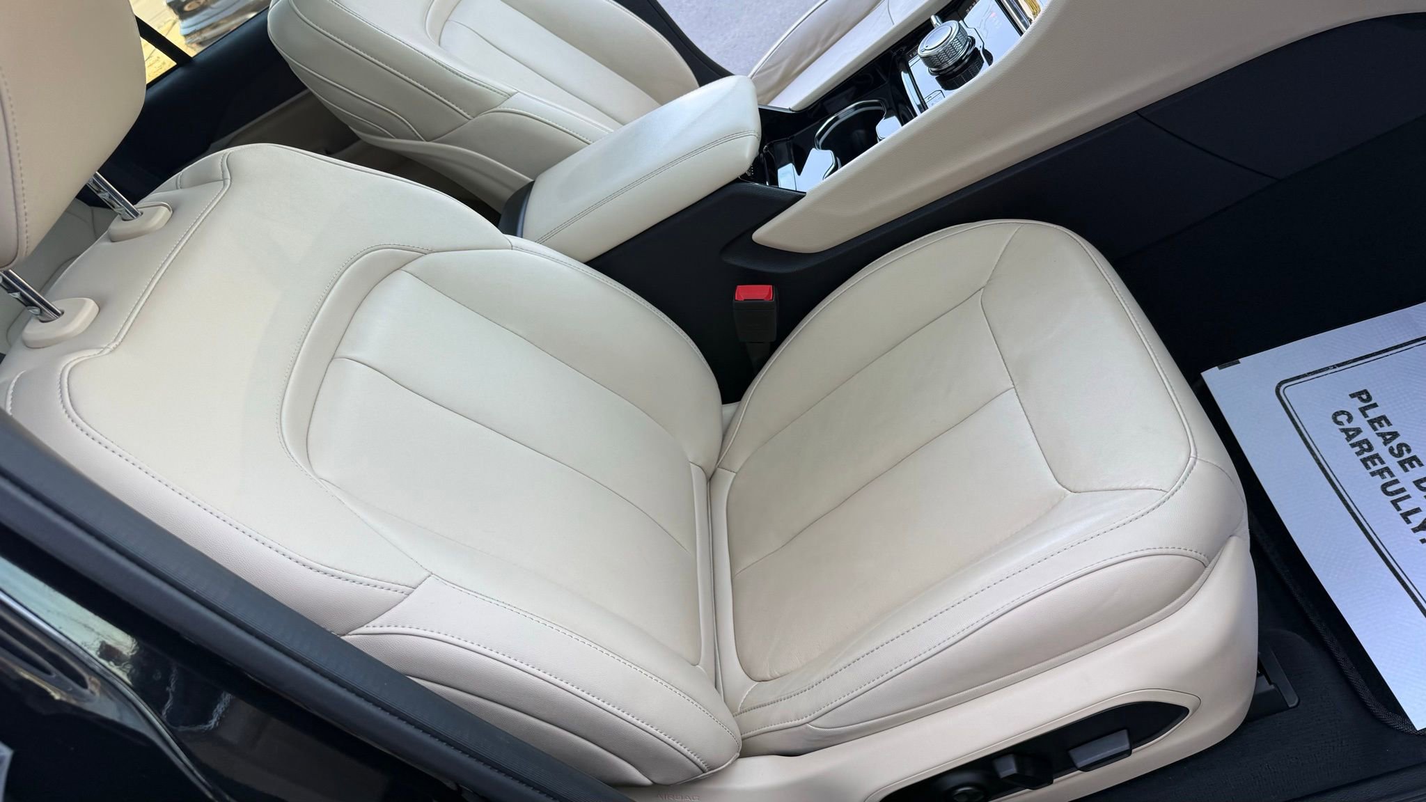 Used 2023 Jeep Grand Cherokee 4WD 4xe image 24