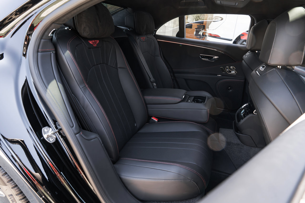 Used 2024 Bentley Flying Spur V8 AWD/4WD image 29