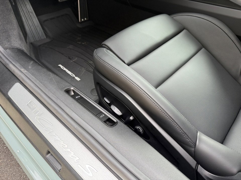 New 2026 Porsche 911 Carrera S image 25