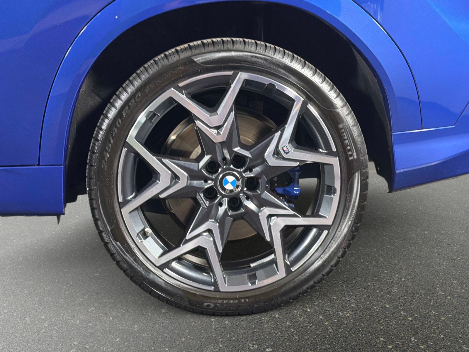 Used 2025 BMW X2 M35i AWD/4WD image 13
