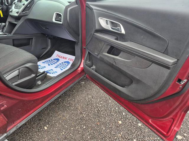 Used 2017 Chevrolet Equinox LT image 15