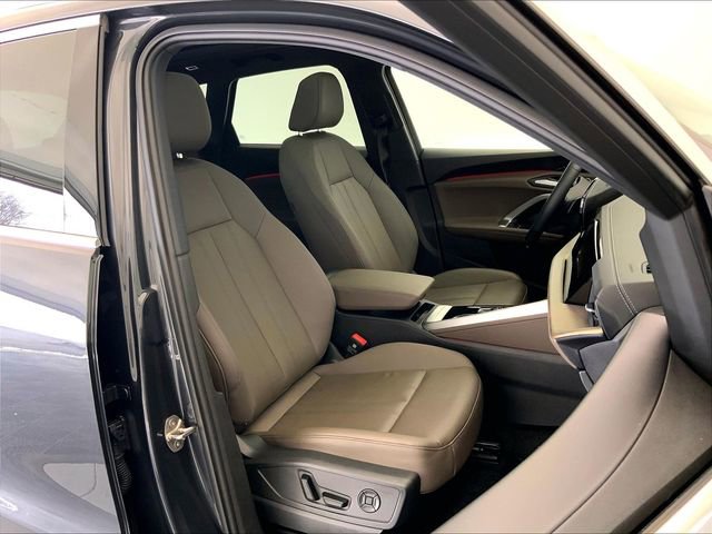 Certified 2025 Audi Q5 Premium Plus w/ Premium Plus image 7