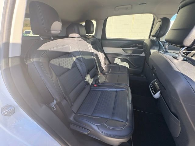 Used 2024 Lincoln Nautilus Reserve image 42