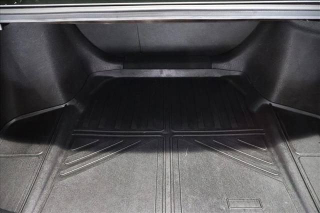 Used 2023 Honda Accord Touring image 6