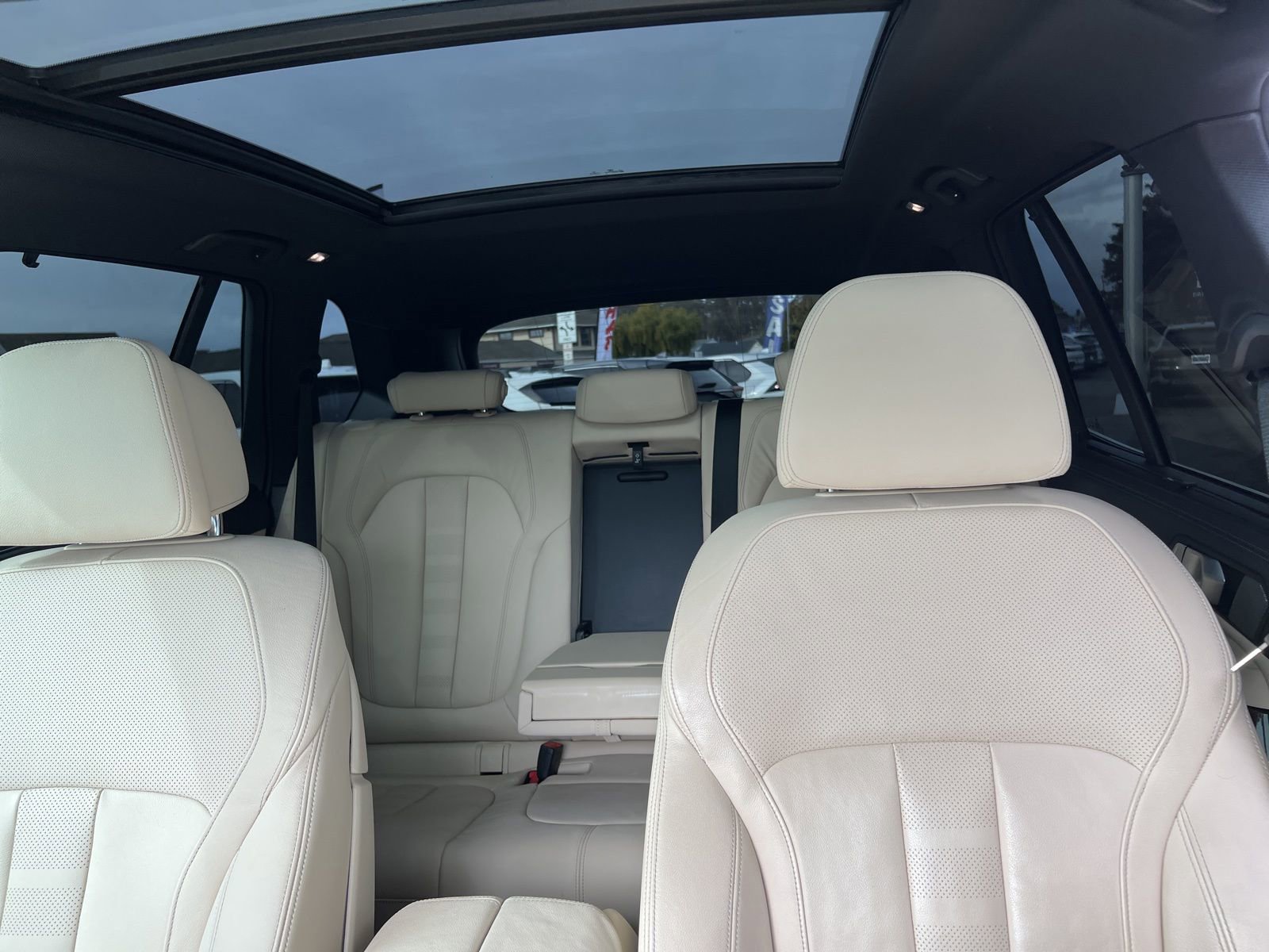 Used 2021 BMW X5 xDrive45e w/ Premium Package image 27