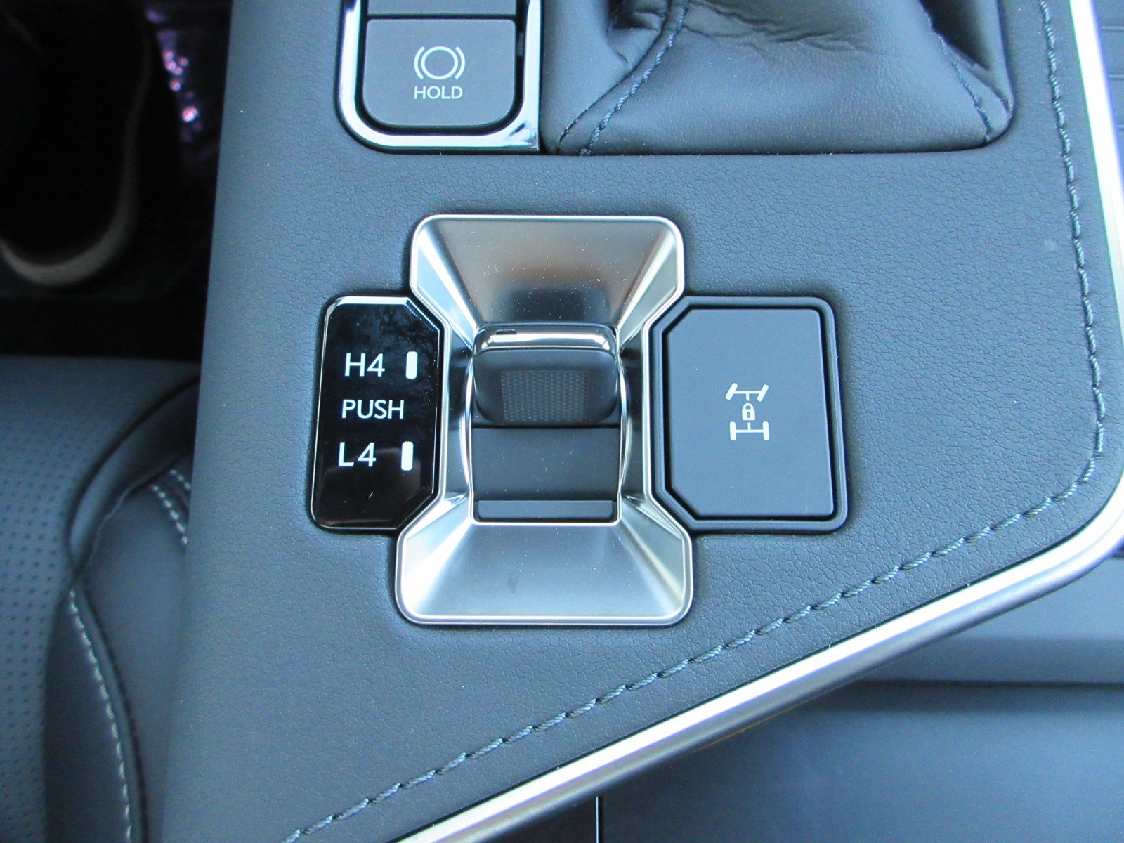 Used 2026 Lexus GX 550 w/ Cold Area Package AWD/4WD image 54