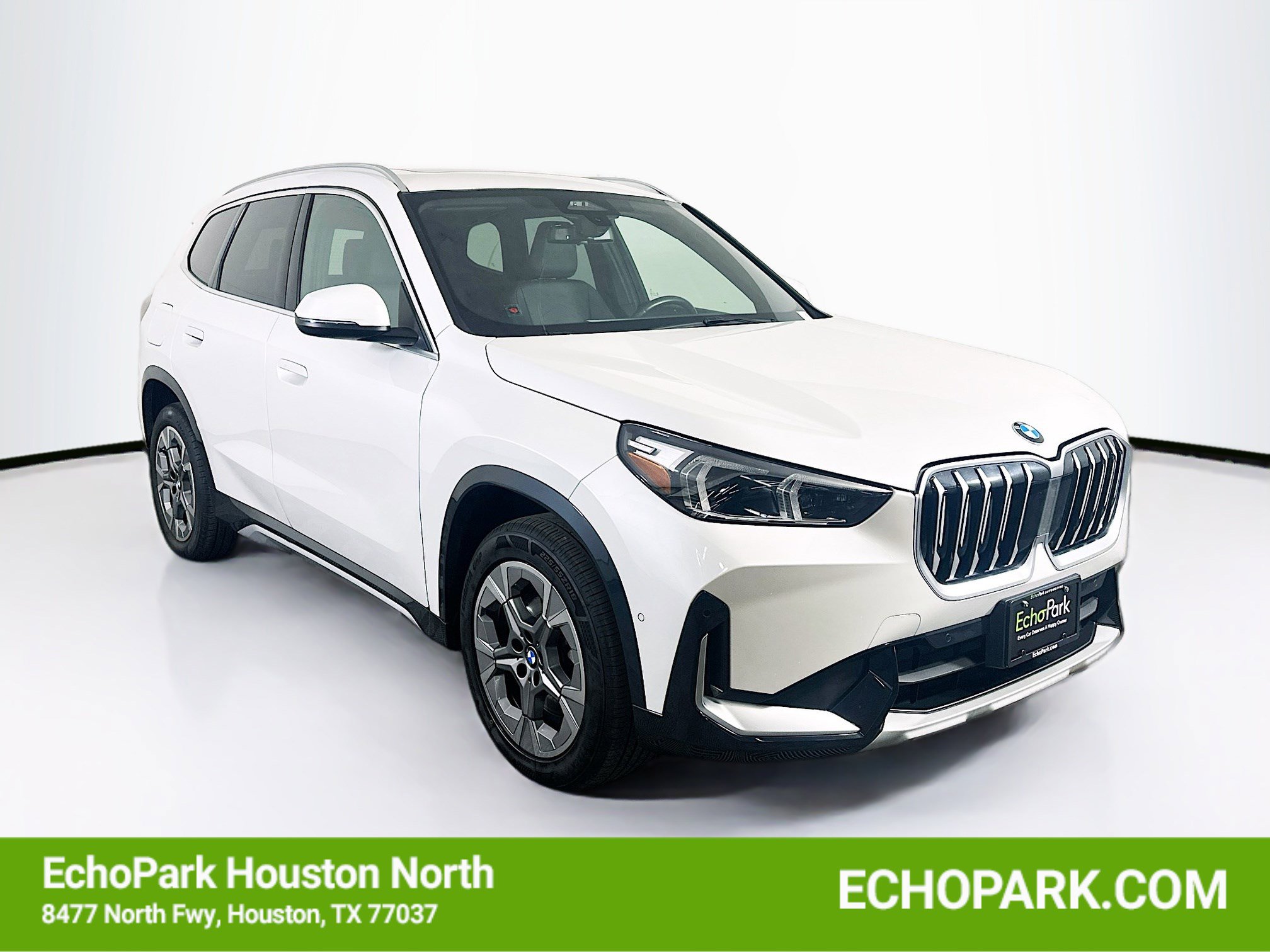 Used 2025 BMW X1 xDrive28i image 1
