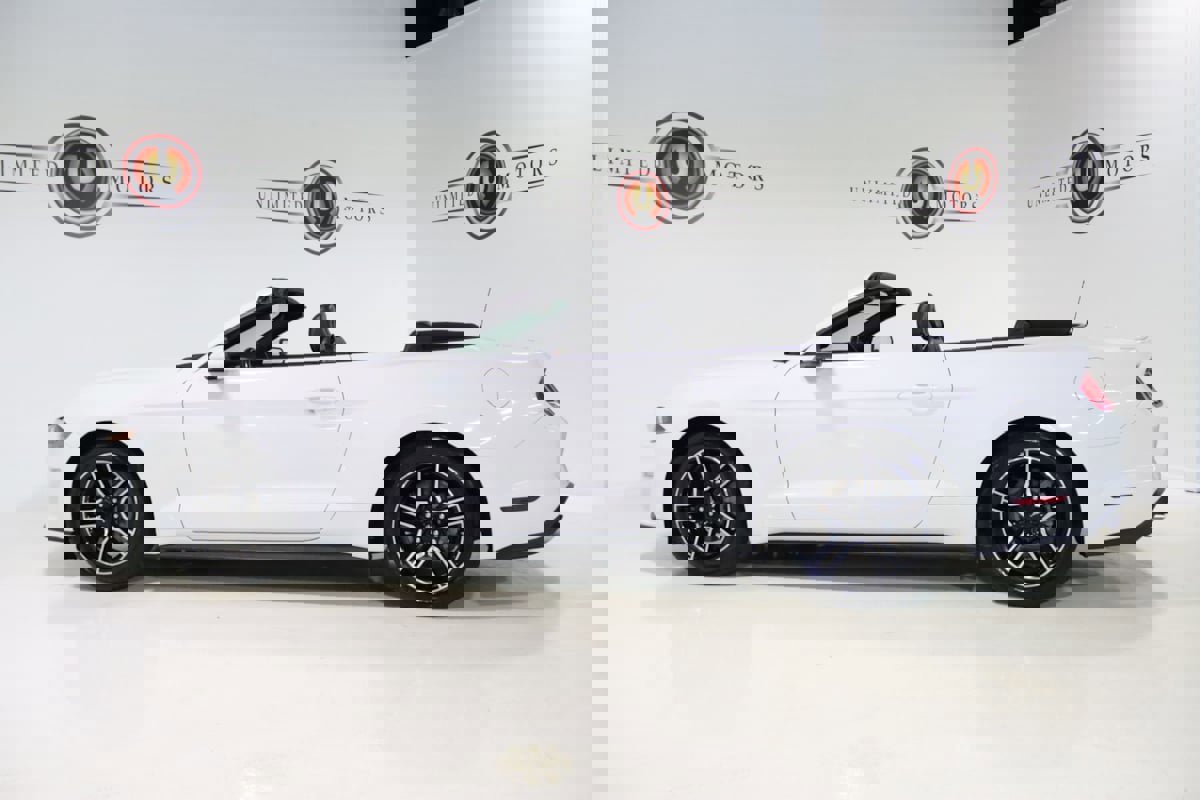 Used 2021 Ford Mustang Premium image 30