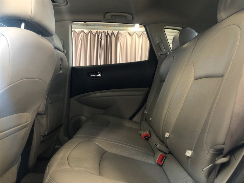 Used 2009 Nissan Rogue SL w/ Premium Pkg AWD/4WD image 10