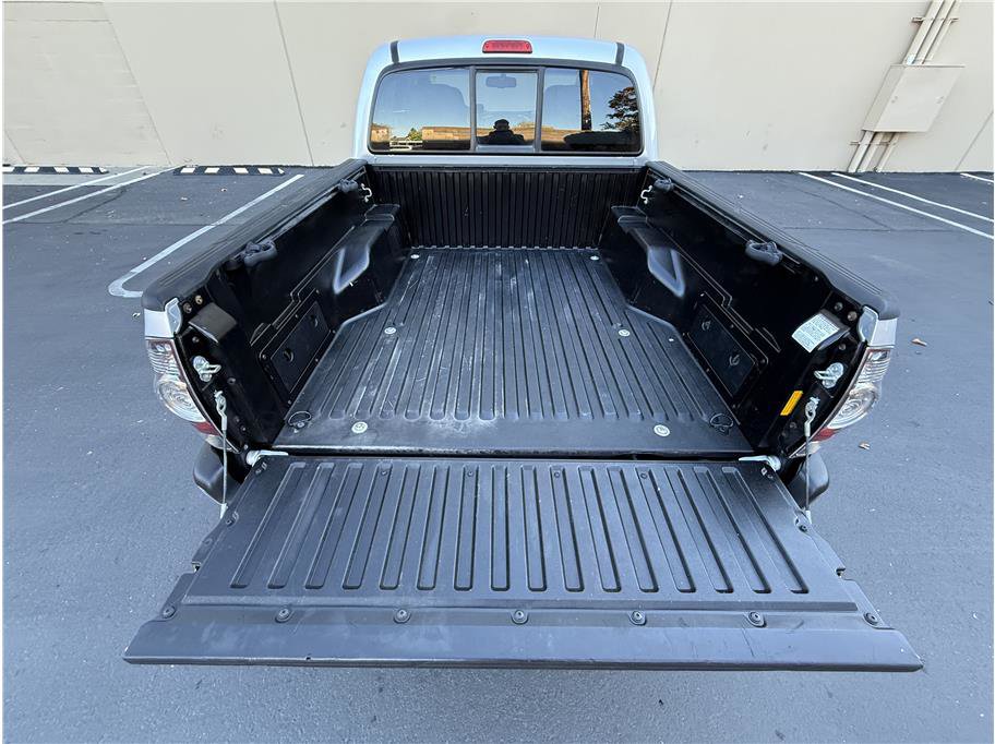 Used 2013 Toyota Tacoma 2WD Double Cab image 19