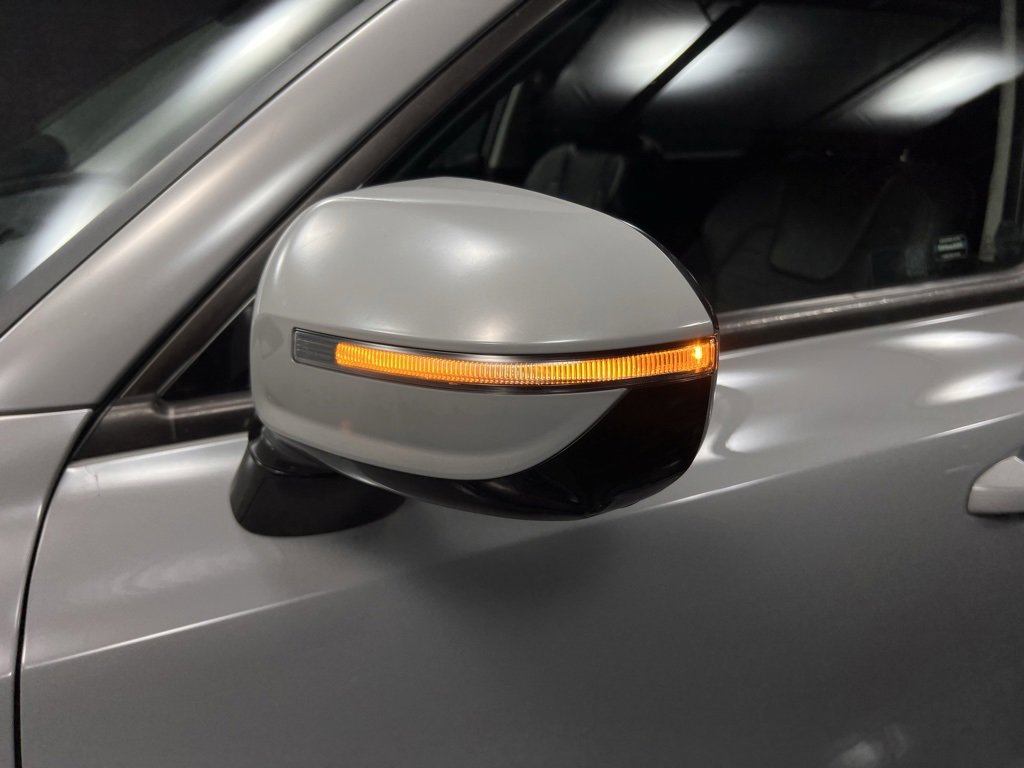 Used 2022 Kia Telluride SX w/ SX Prestige Package image 32