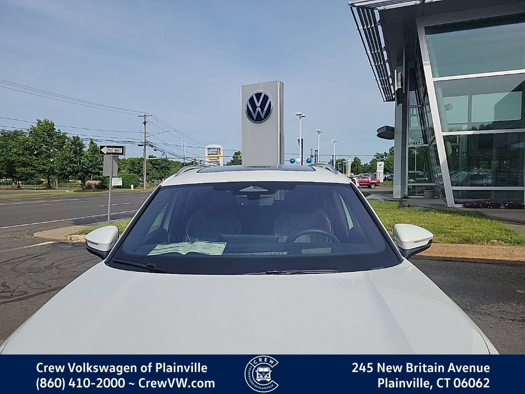 Certified 2026 Volkswagen Tiguan SEL R-Line AWD/4WD image 23