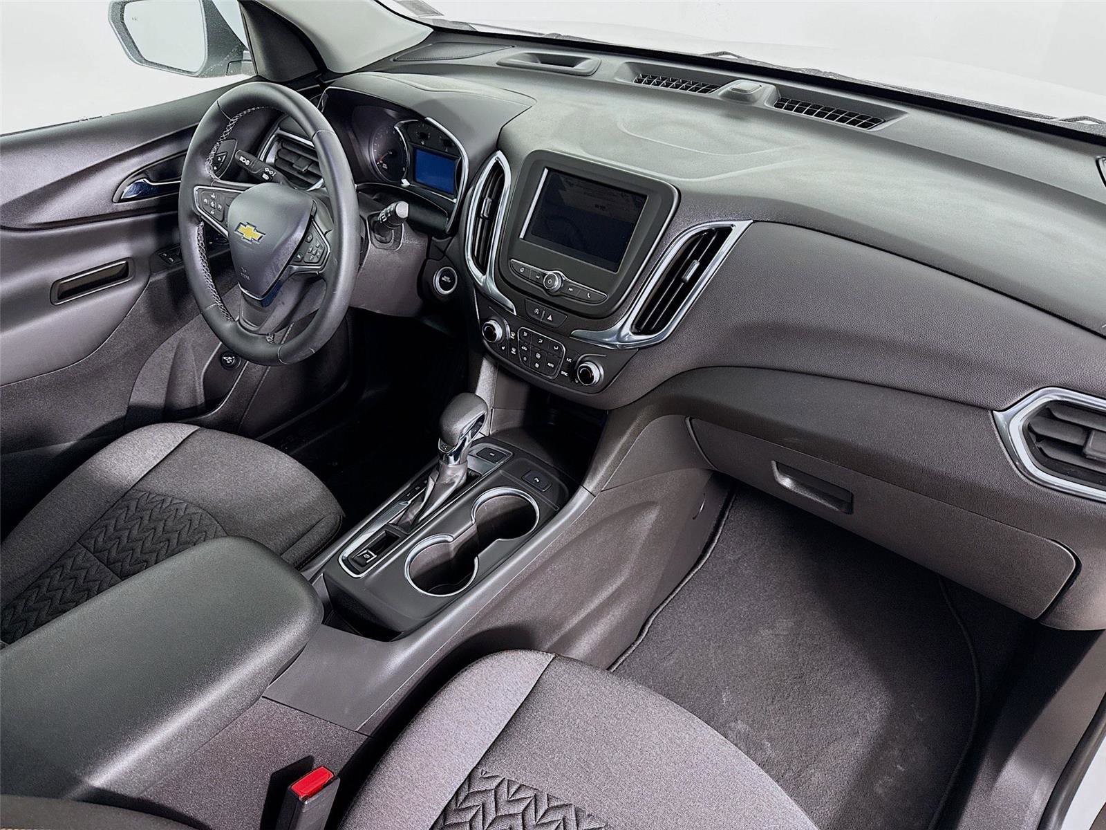 Used 2024 Chevrolet Equinox LT image 28