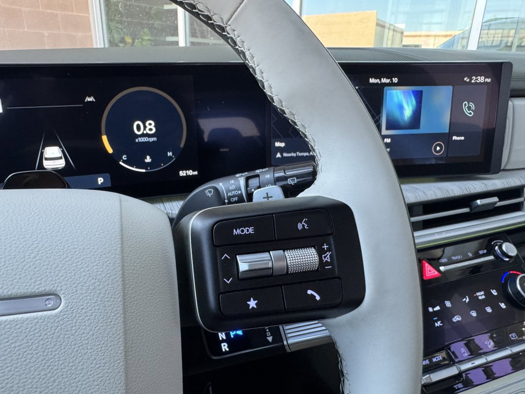 Used 2024 Hyundai Santa Fe Calligraphy image 32