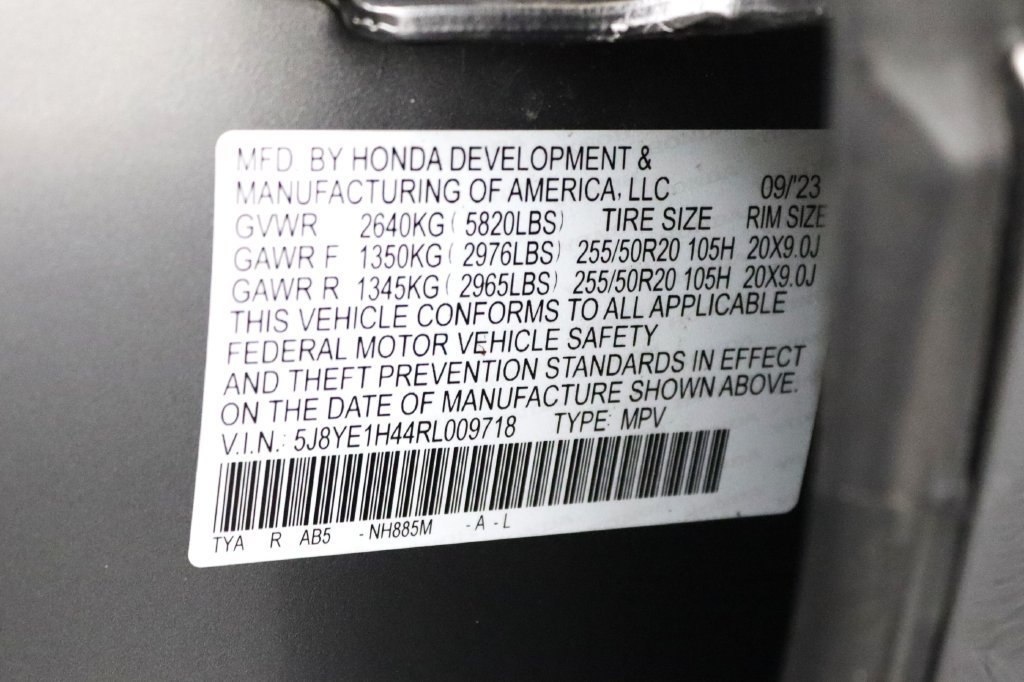 Certified 2024 Acura MDX w/ Technology Package AWD/4WD image 31