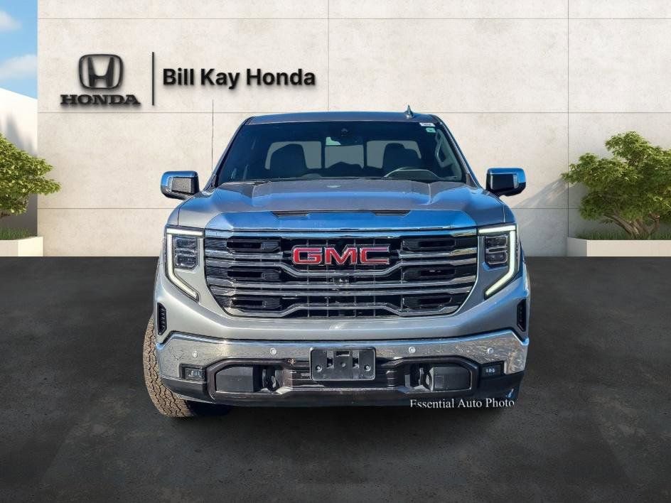 Used 2023 GMC Sierra 1500 SLT w/ SLT Convenience Package image 5