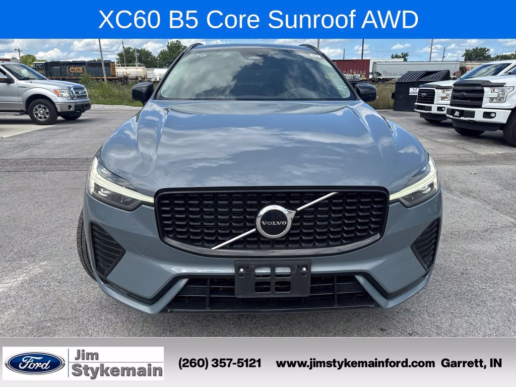 Used 2024 Volvo XC60 B5 Core w/ Protection Package Premier AWD/4WD image 2