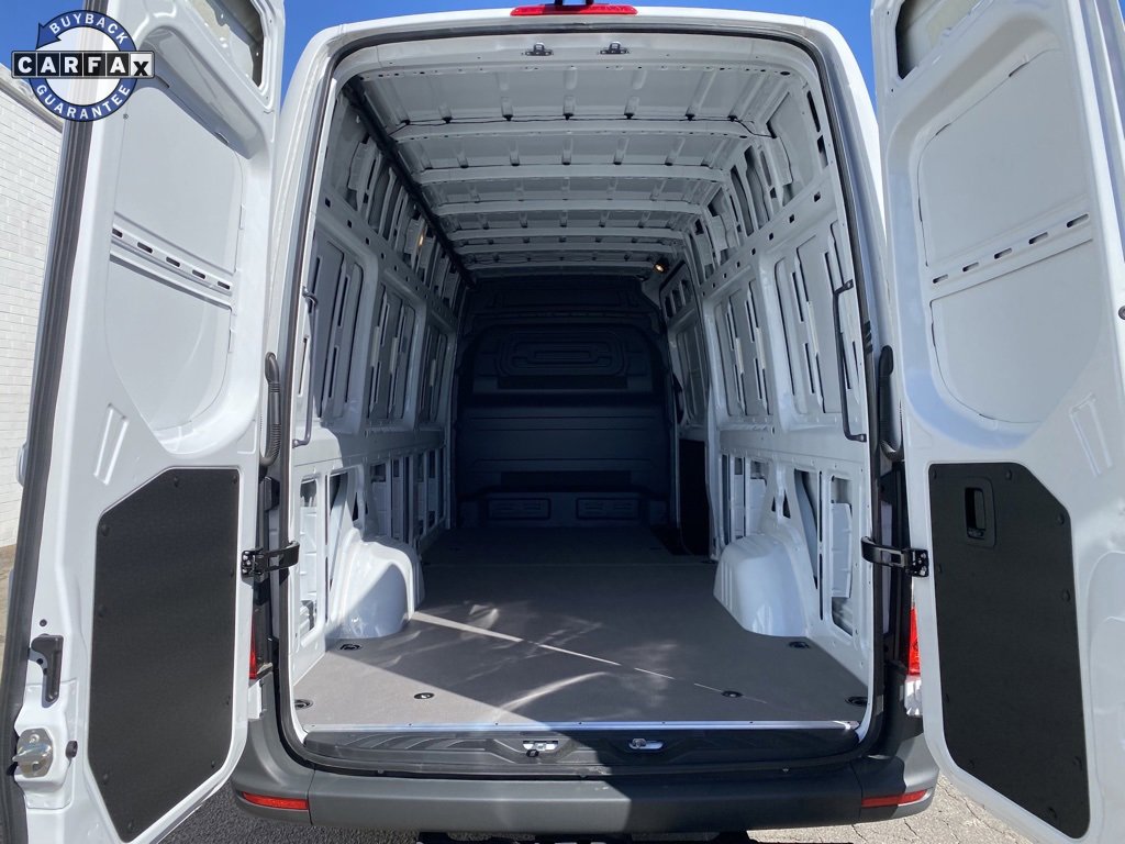 Used 2025 Mercedes-Benz Sprinter 2500 image 19