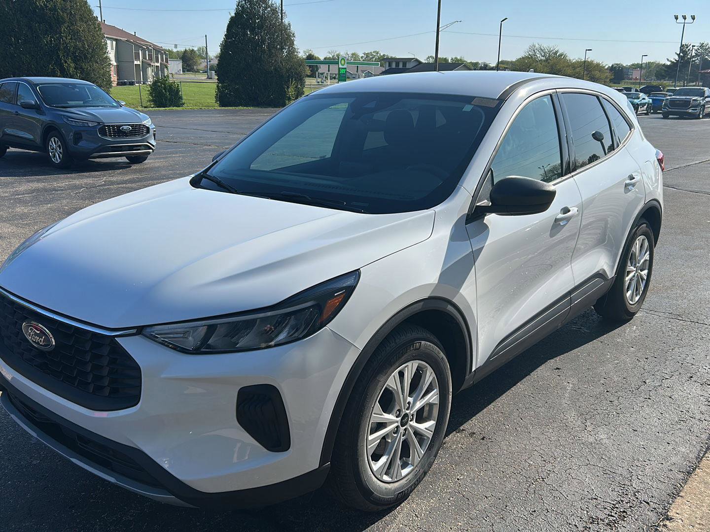 Used 2025 Ford Escape Active w/ Cold Weather Package FWD image 10